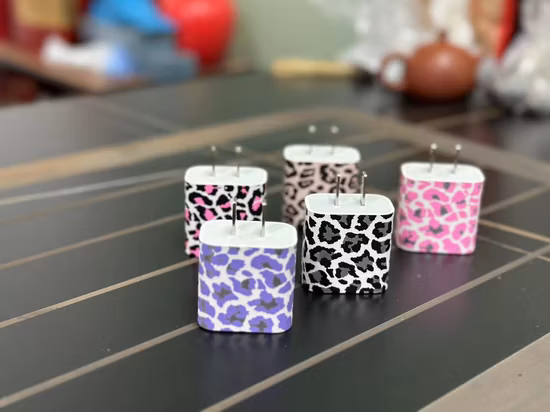 Fabrikpreis 20W Farbladegerät Typ C Netzteil 1: 1 Schnellladegerät Pd USB C Handy-Ladegerät für iPhone 15 14 13 12 PRO max